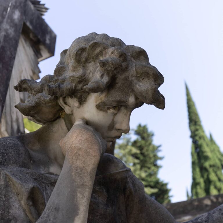 Monumento funebre dello scultore Cesare Faggioni