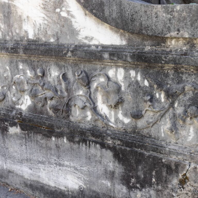 Monumento funebre dello scultore Cesare Faggioni