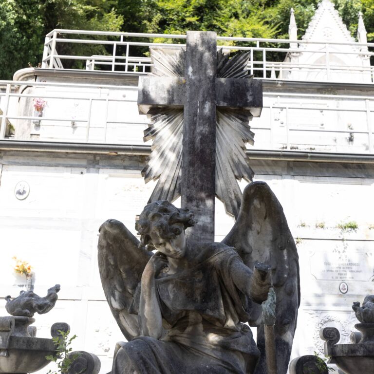 Monumento funebre dello scultore Cesare Faggioni