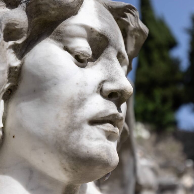 Monumento funebre della famiglia Bernabò