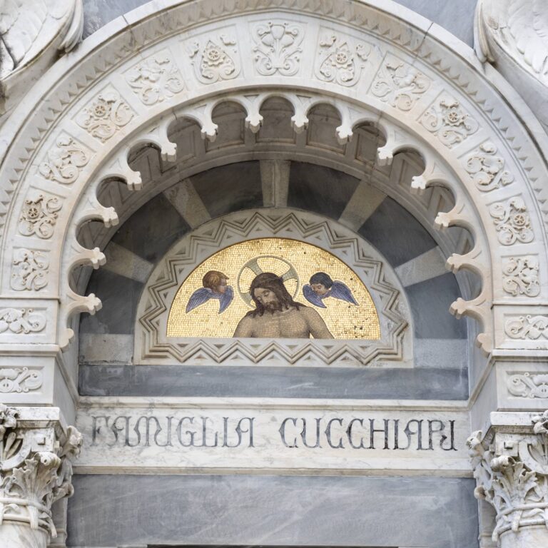 Cappella funeraria della famiglia Cucchiari