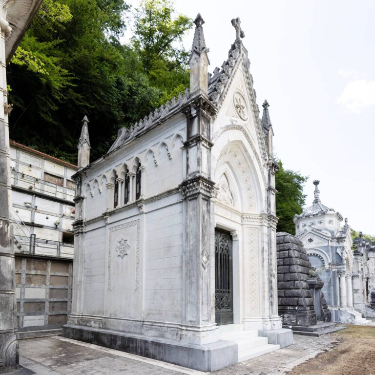 Cappella funeraria della famiglia Forti