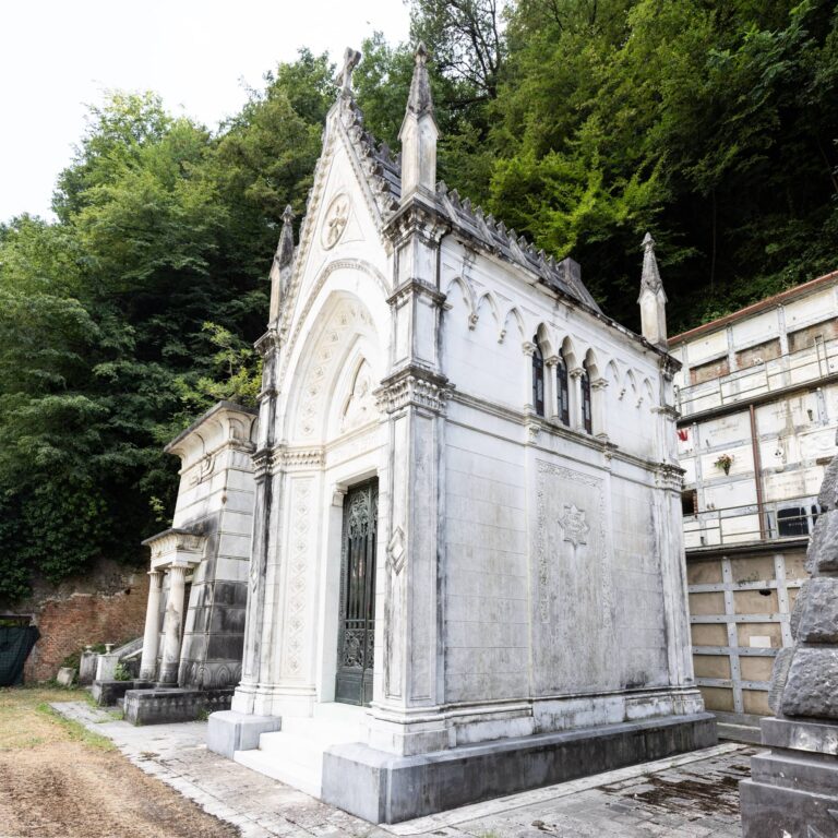 Cappella funeraria della famiglia Forti