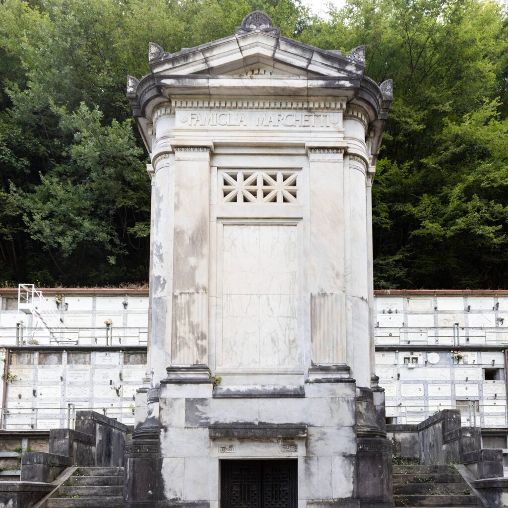 Monumento funerario della famiglia Marchetti