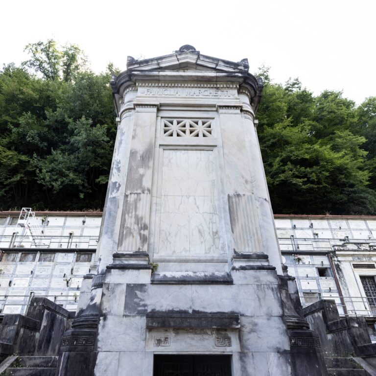 Monumento funerario della famiglia Marchetti