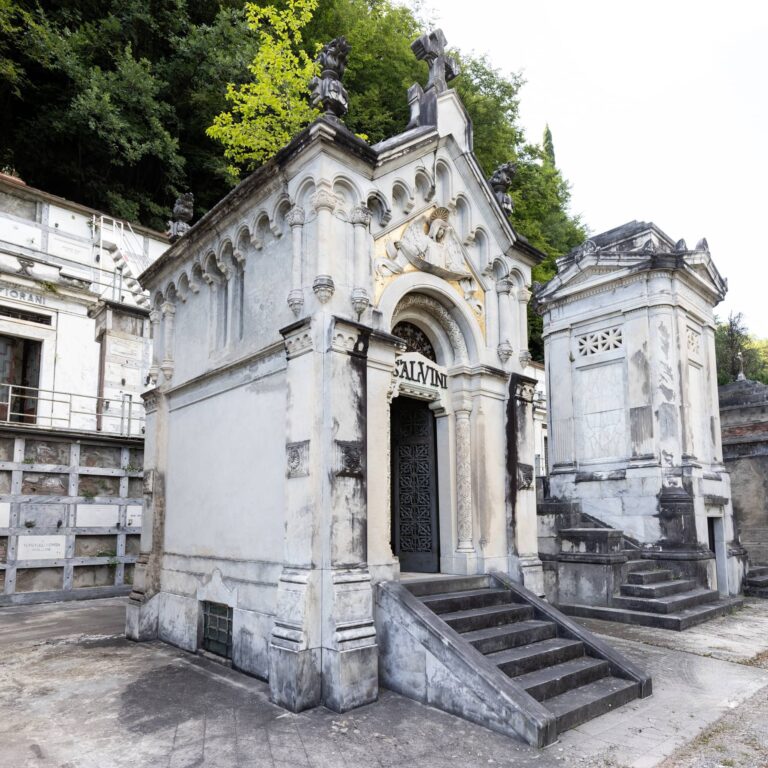 Cappella funeraria della famiglia Salvini