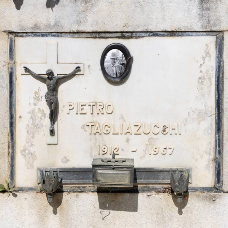 Lapide di Pietro Tagliazucchi