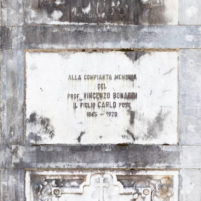 Lapide di Vincenzo Bonanni