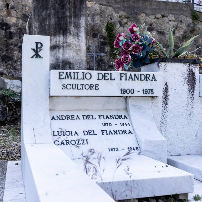 Monumento funebre di Emilio Del Fiandra