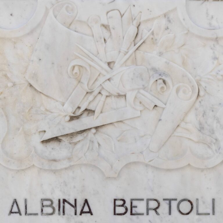Monumento funebre di Ottorino Bertoli