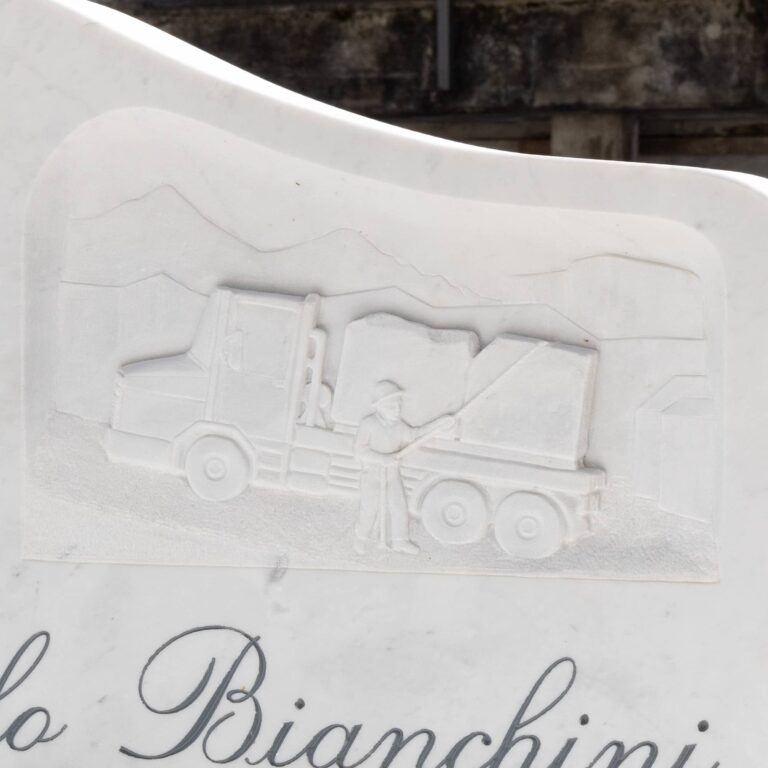 Monumento funebre di Carlo Bianchini