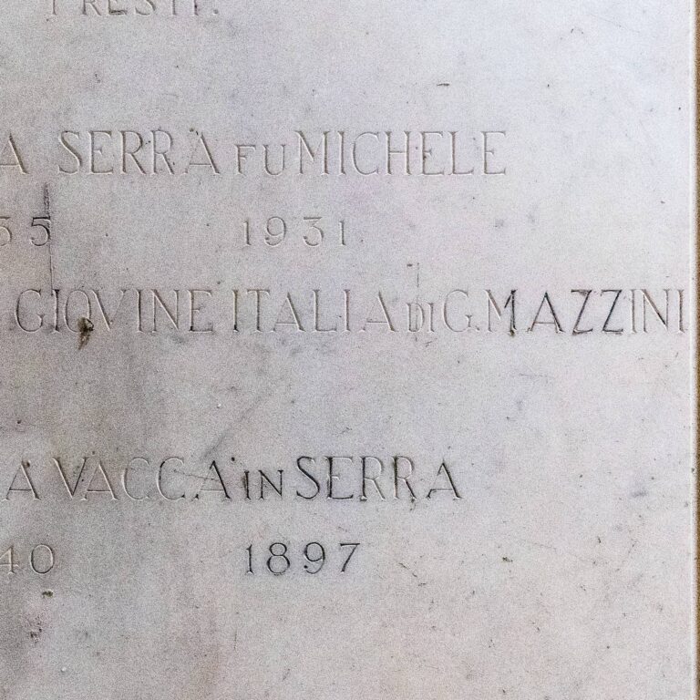 Lapide di Andrea Serra