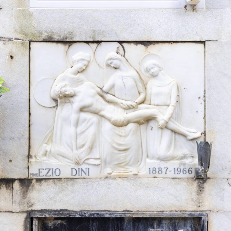 Lapide di Ezio Dini