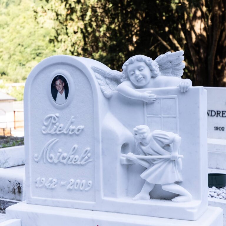 Monumento funebre di Pietro Micheli